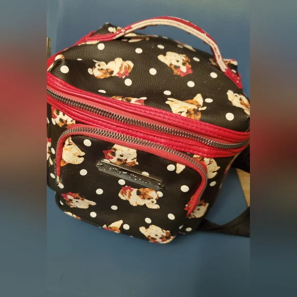 Betsey Johnson Women's Lunch Bag - Picture 2 of 16